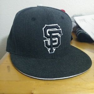 San Francisco Giants fitted hat